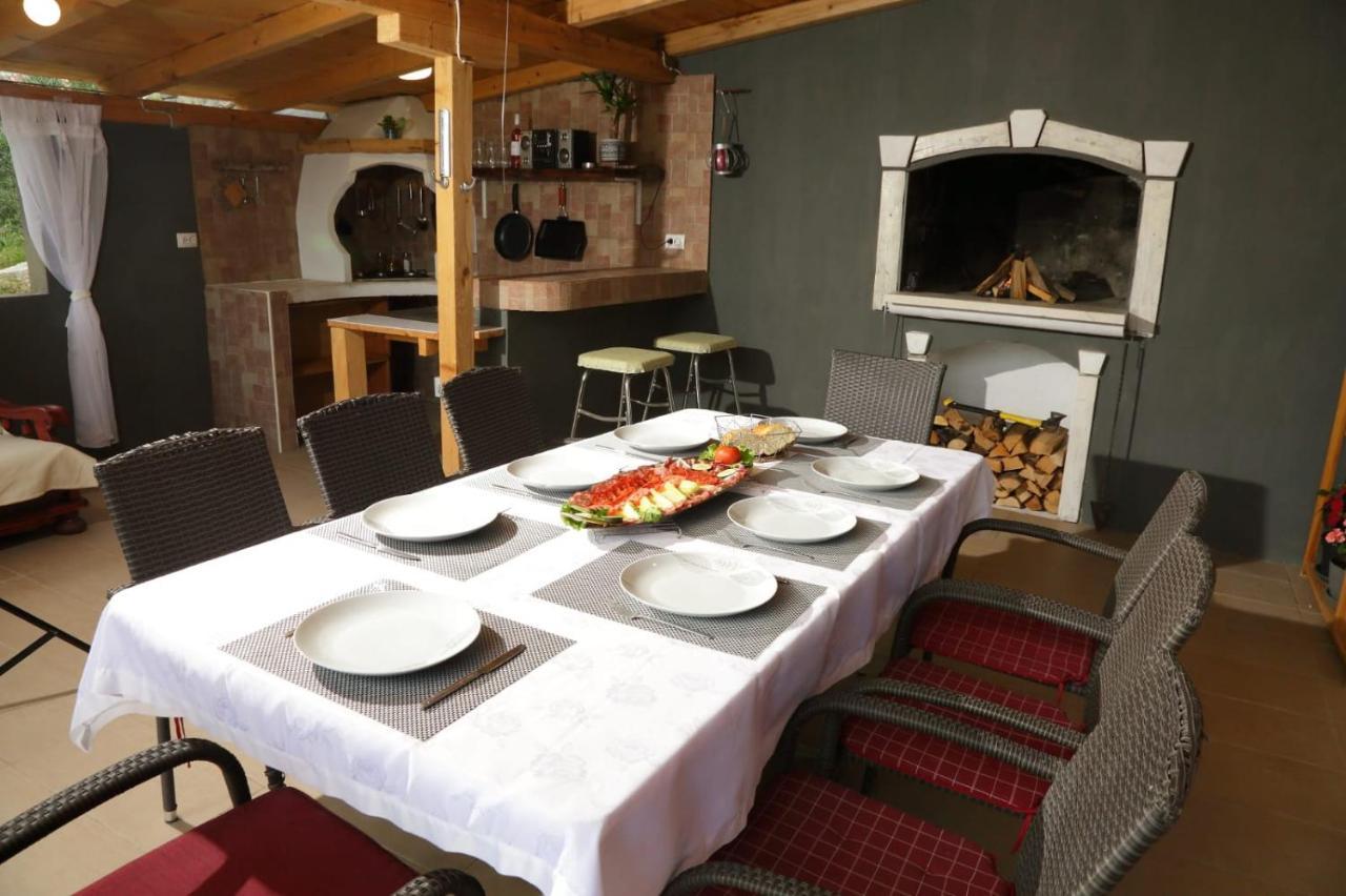 Villa D'Amante Klis Екстериор снимка